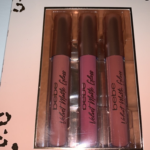 bebe Lip Glosses and Lip Oils - Picture 3 of 4